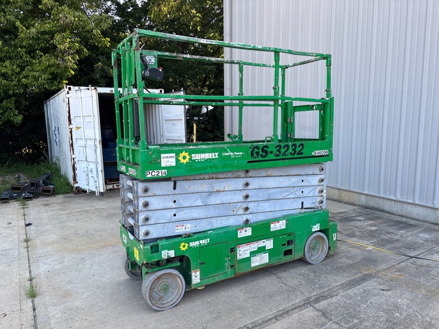 2016 Genie GS-3232 Electric Scissor Lift