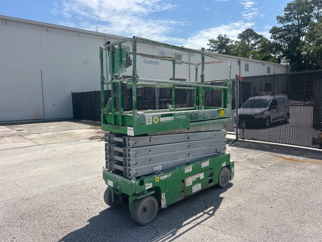 2016 Genie GS-3232 Electric Scissor Lift