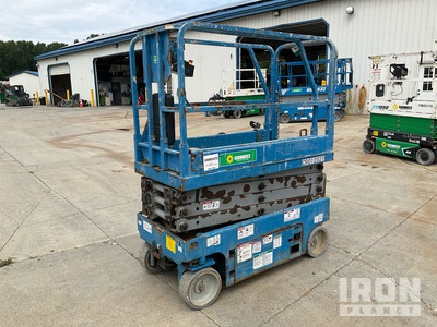2012 (unverified) Genie GS-1930 Electric Scissor Lift