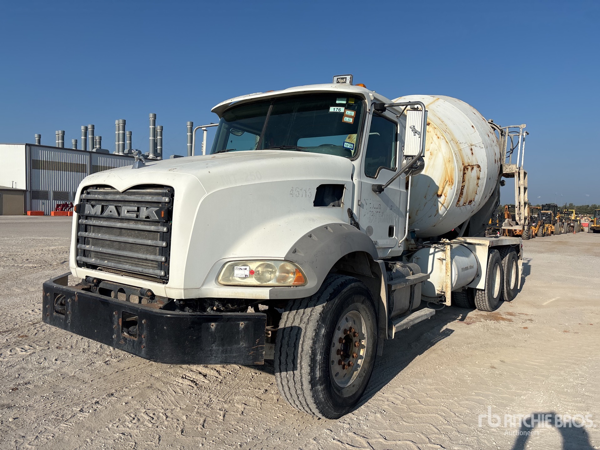 2016 Mack GU813 6x4 Mixer Truck
