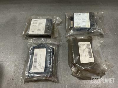(12) Badger Truck Center KYS 1539 10020 30 Electronic Data Monitors