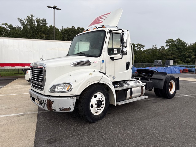 2017 Freightliner M2 112 4x2 S/A Day Cab Truck Tractor