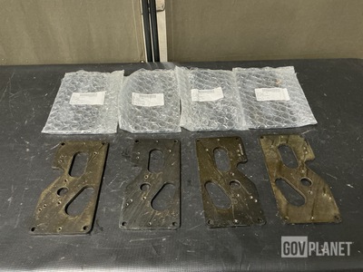 (26) Oshkosh 4026650 Vehicular Components Brackets