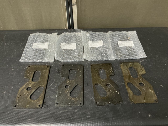 (26) Oshkosh 4026650 Vehicular Components Brackets