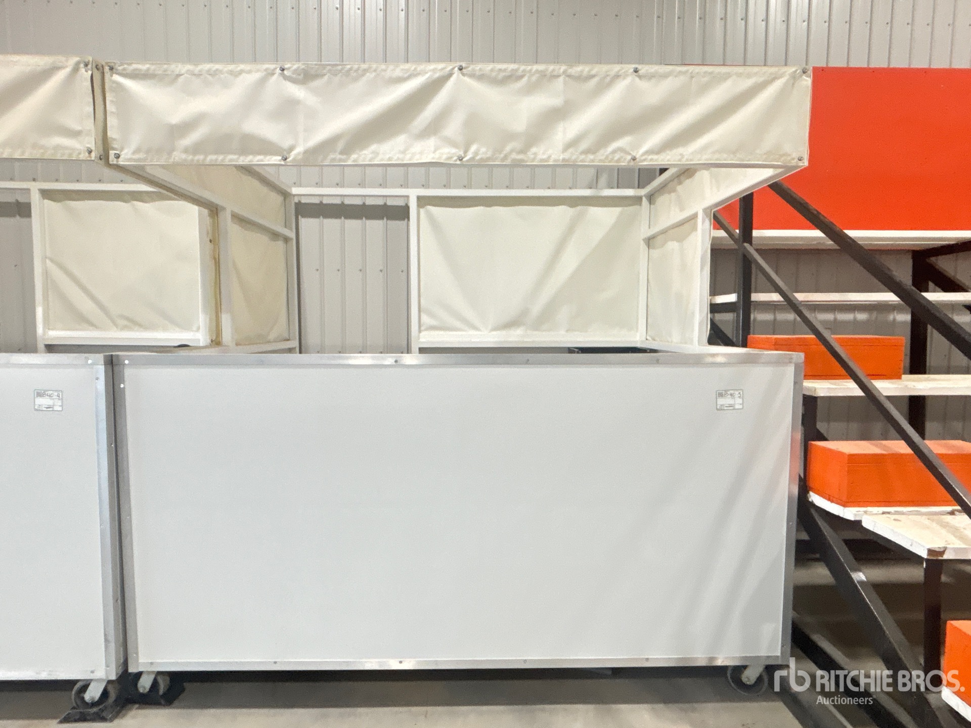 Quantity of 102 in x 79 in x 96 in Auction Booth