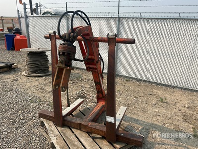 1986 Kinshofer 456-2000 Hydraulic Bale Grab Attachment