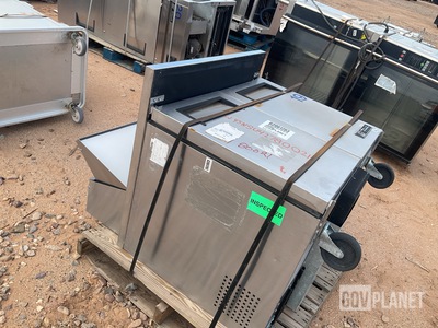 True TSSU-36-12M-B Refrigerated Two-Door Sandwich Prep Table