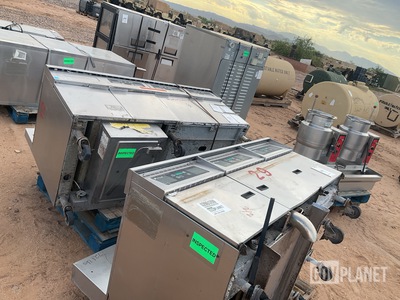 (1) Pitco & (1) Frymaster Commercial Fryers