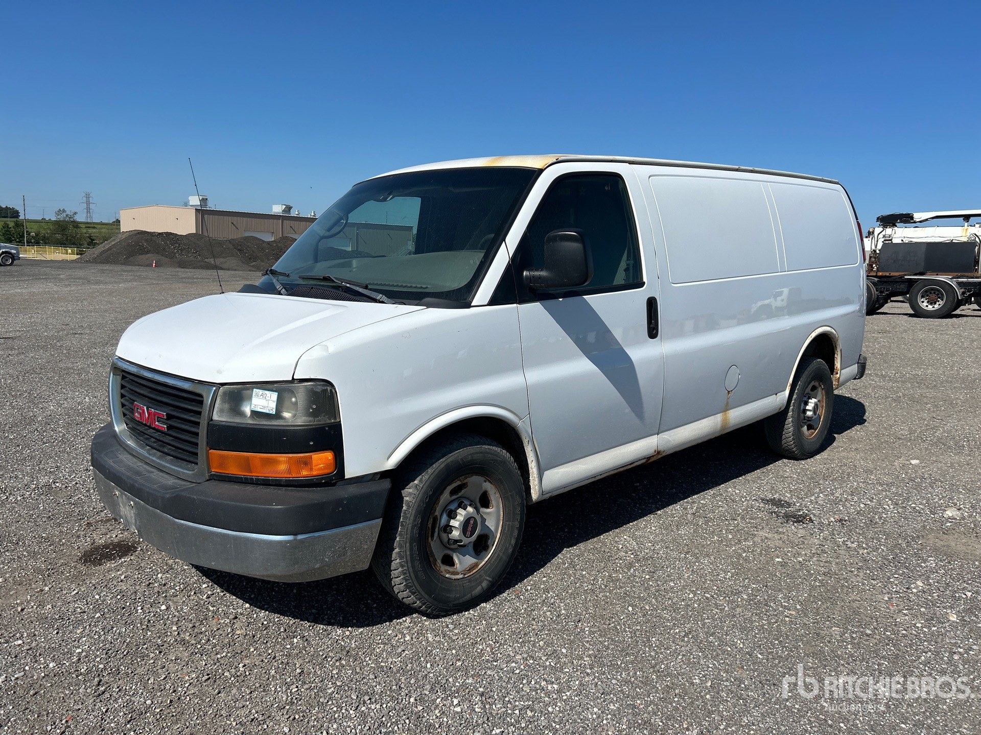 2014 GMC Savana 2500 Cargo Van
