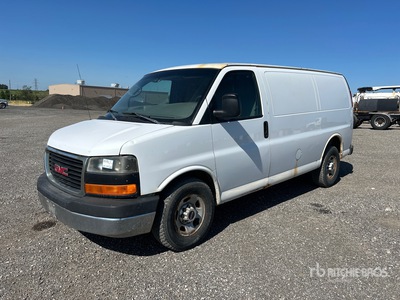 2014 GMC Savana 2500 Cargo Van