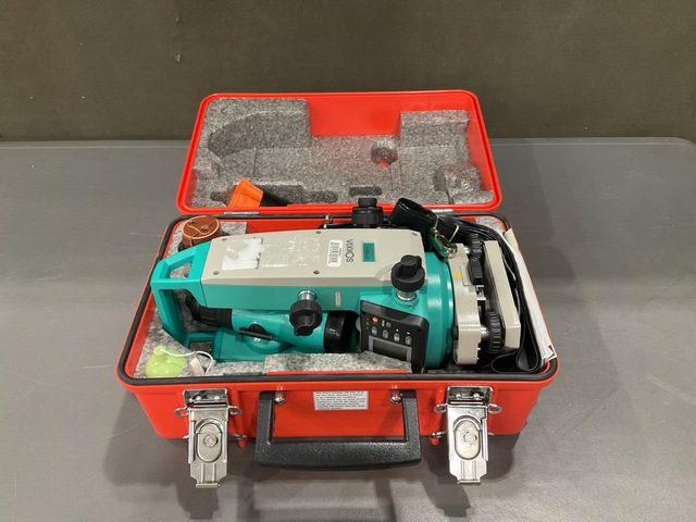 Sokkia DT220 Theodolite