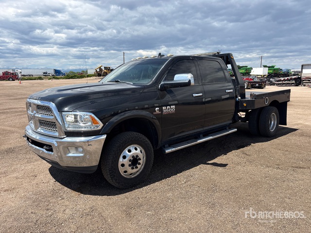 2017 Ram 3500 Laramie 4x4 Crew Cab Flatbed Truck