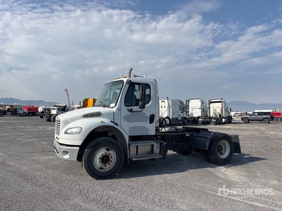 2013 Freightliner M2 4x2 Day Cab Prime Mover