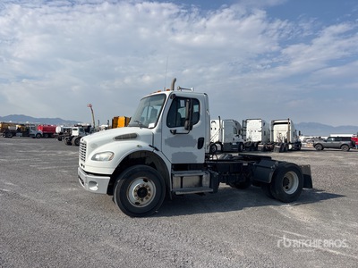 2013 Freightliner M2 4x2 Day Cab Prime Mover