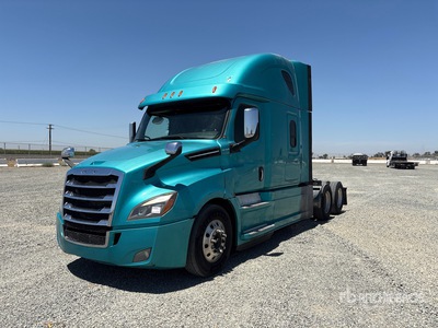 2020 Freightliner Cascadia 126 6x4 Tracteur Routier Couchette