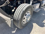 4 dessous de caisse - Camion with Pneu de gauche