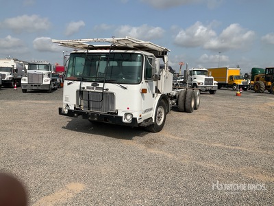 2004 Autocar Xpeditor WXLL 6x4 الكابينة والهيكل