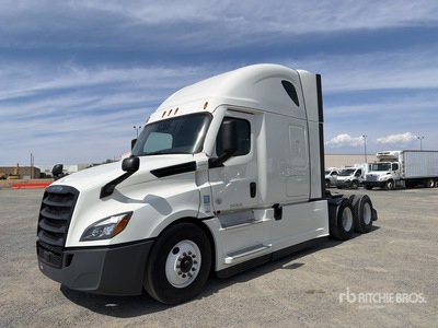 2022 Freightliner Cascadia 126 6x4 T/A Sleeper Truck Tractor