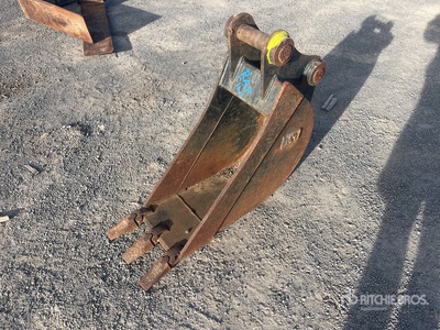 ANT 340 mm Q/C Digging Excavator Bucket - Fits 7 - 10 ton