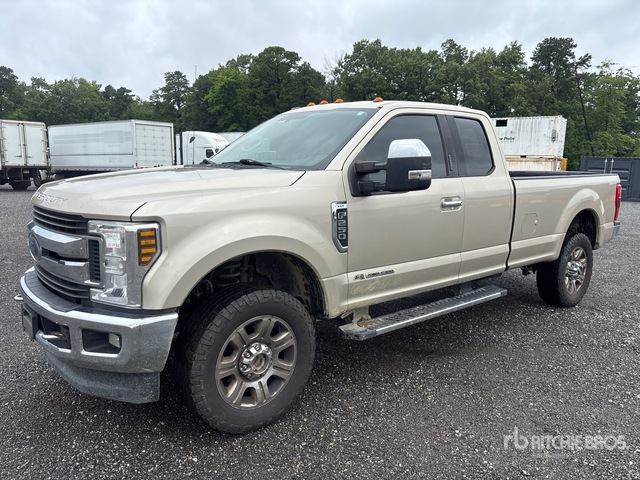 2018 Ford F-250 XLT 4x4 Extended Cab Pickup