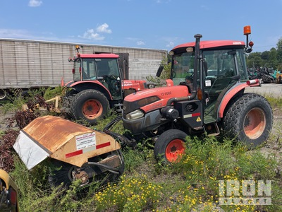Kubota L5240 Broom Tractor