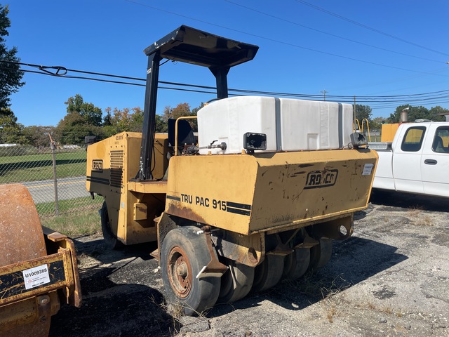 1995 Rosco Tru-Pac 915 9 Wheel Pneumatic Roller