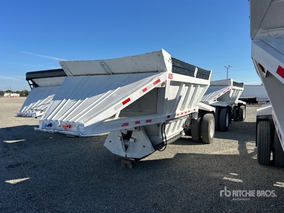 1972 Fruehauf 20 ft T/A Spread Axle Remorque à benne