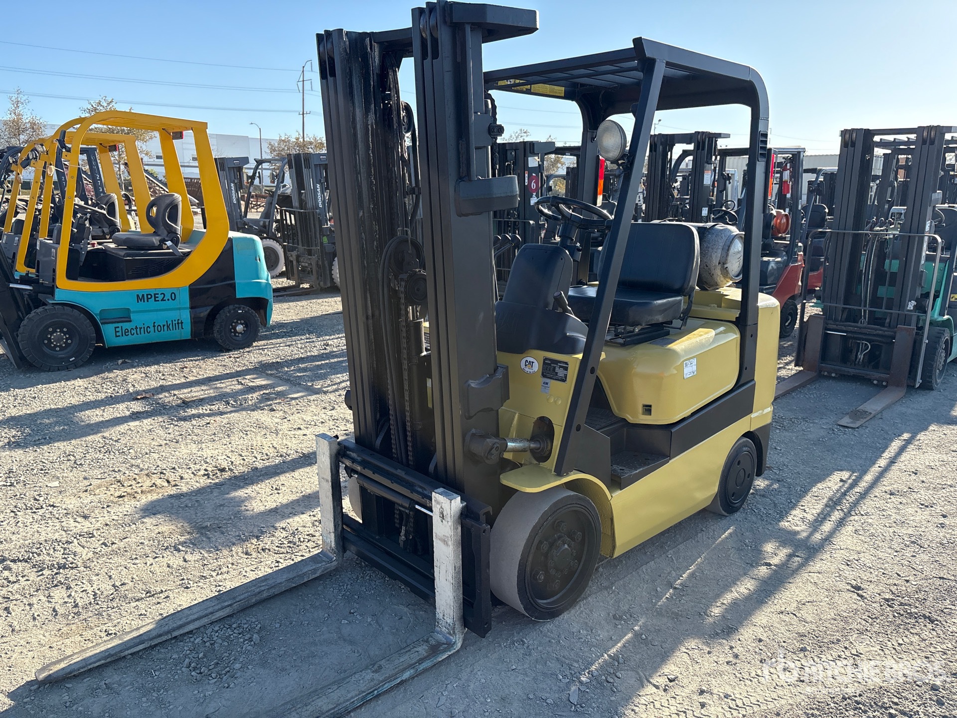 Cat CC25K 4700 lb Forklift