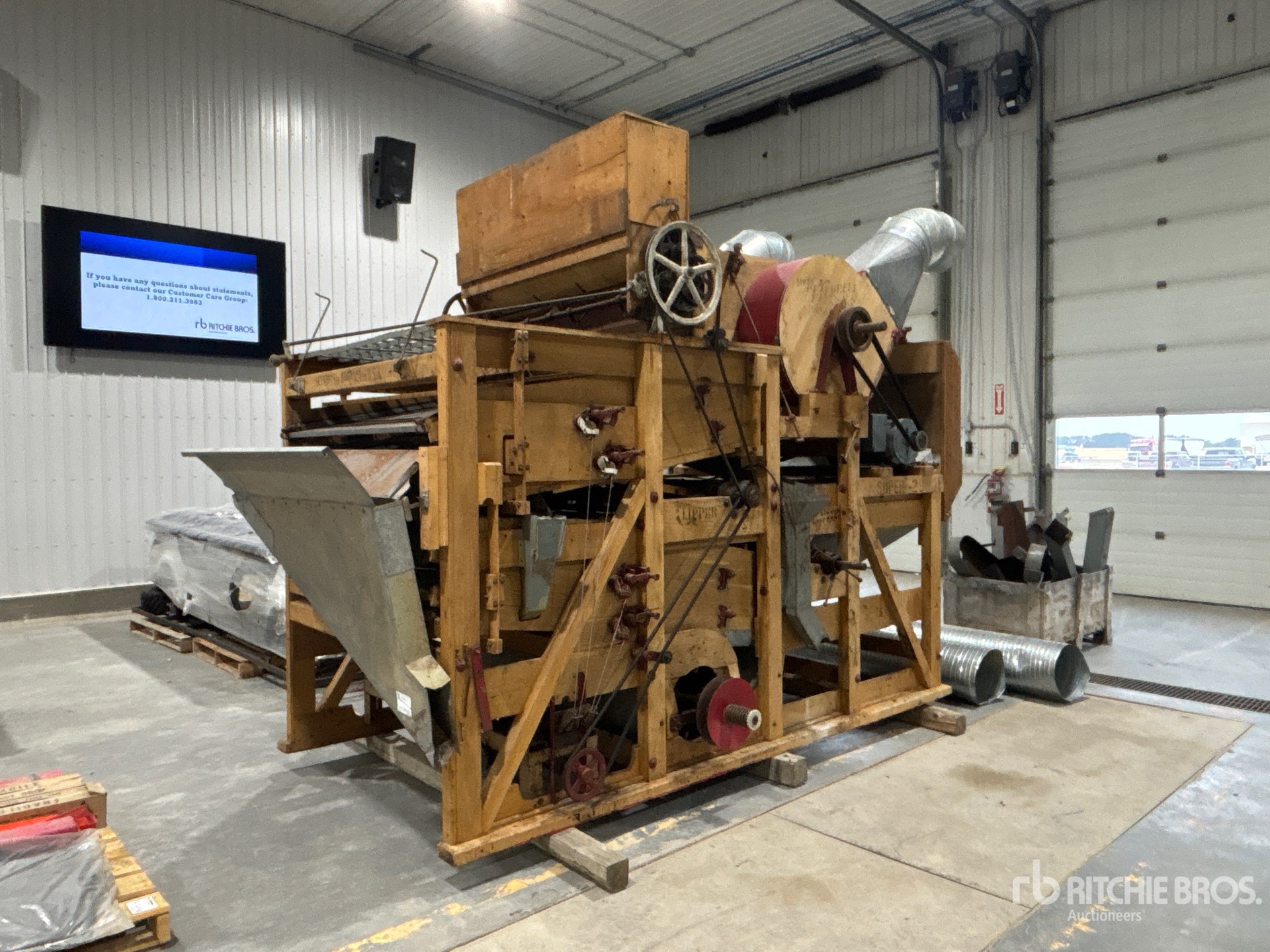Clipper Super 2980D Seed Cleaner