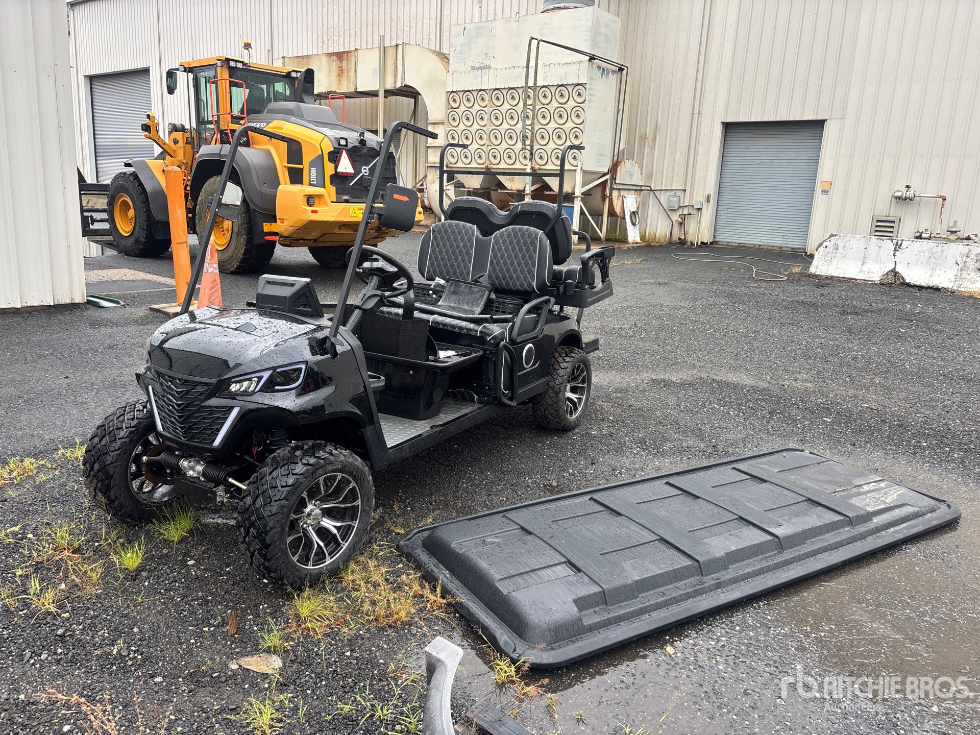2026 SDLOOL SL-GC42S Electric Off-Road Golf Cart (Inoperable)