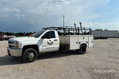 2015 Chevrolet Silverado 3500HD 4x2 Camion utilitaire