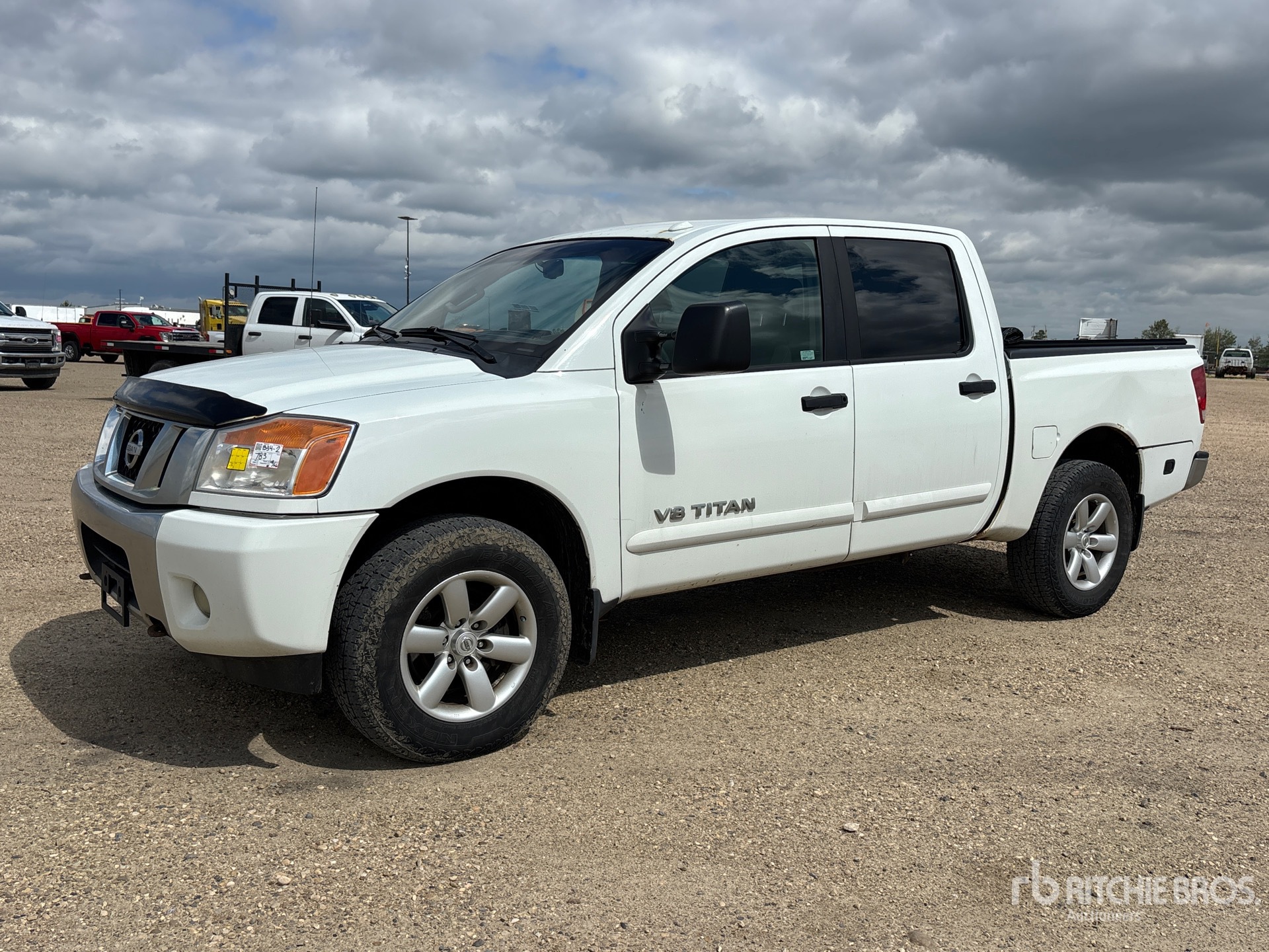 2014 Nissan Titan 4x4 Crew Cab Pickup
