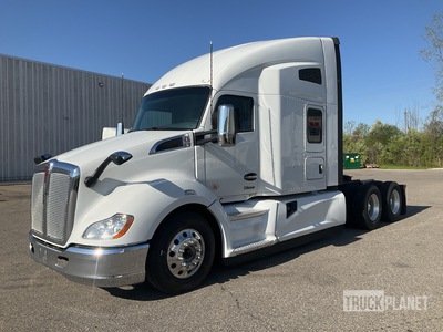 2022 Kenworth T680 6x4 Tracteur Routier Couchette