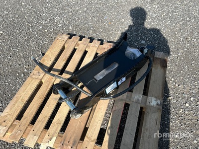 2026 GIYI GY-XJ3T Cat 3T Hydraulic Excavator Thumb (Unused)