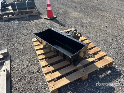 2026 GIYI GY-3TB 32 in Tilting Excavator Bucket (Unused)