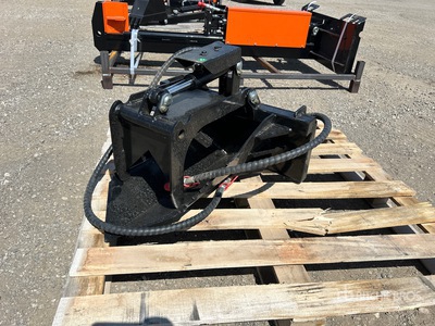 2026 GIYI GY-MSG28 15 in Mini Stump Skid Steer Grapple Bucket (Unused)