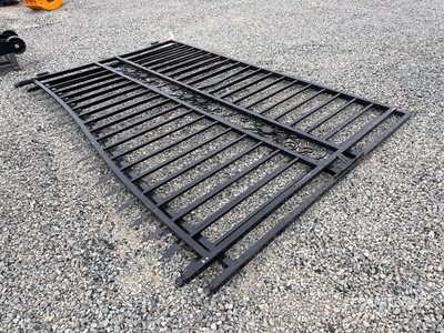 2026 SKLP SK-T20X 10 ft x 7 ft Wrought Iron Bi-Parting Driveway Gate (Unused)