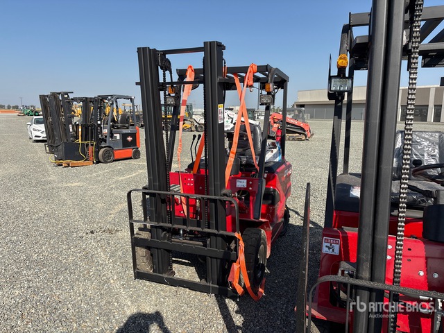 2026 SDLOOL SL-D15 3300 lb Electric Forklift (Unused)