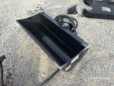 2026 GIYI GY-D3T 32 in Hydraulic Tilting Excavator Bucket (Unused)