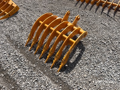 2026 GIYI 32 in Excavator Rake - Fits Cat 305 (Unused)