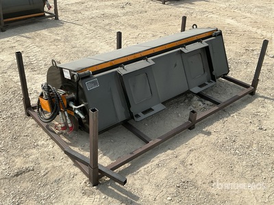 2026 GIYI GY-BS72 1050 mm Skid Steer Sweeper (Unused)