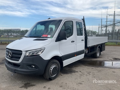 2023 Mercedes-Benz Sprinter 4x2 Crew Cab 6 Seater شاحنة مسطحة (Unused)