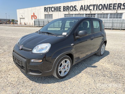 2024 Fiat Panda 1.0 Hybrid Automobile