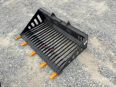 2026 GIYI GY-RB44 44 in 0.55 m3 Mini Rock Skid Steer Bucket (Unused)