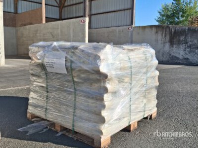 Quantity of (36000) Stakes 0.80m (grey)