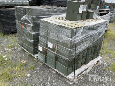 (269) M2A2 Ammo Cans