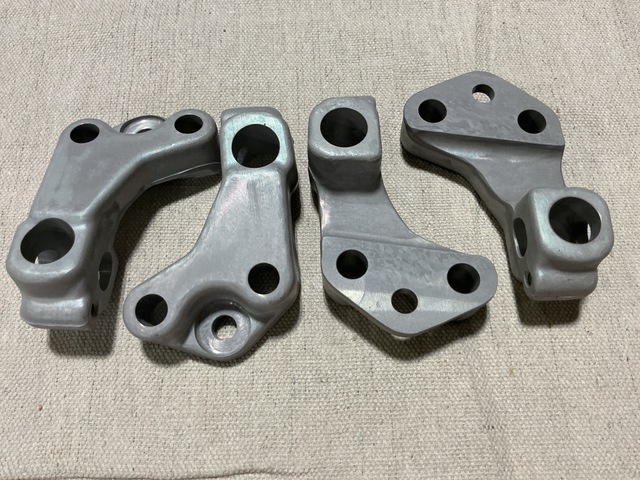 (20) Hamilton Sundstrand 557691 Spinner Brackets
