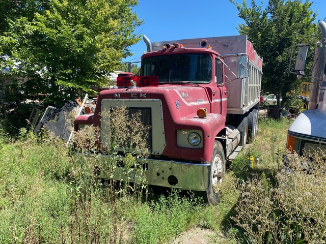 1980 Mack RS686LS 6x4 Tri/A Dump Truck