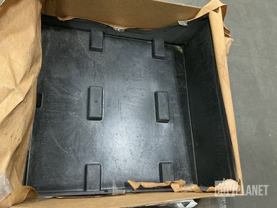 Becklin 12420854 Battery Box Cover