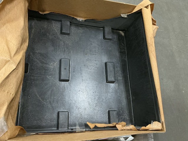 Becklin 12420854 Battery Box Cover